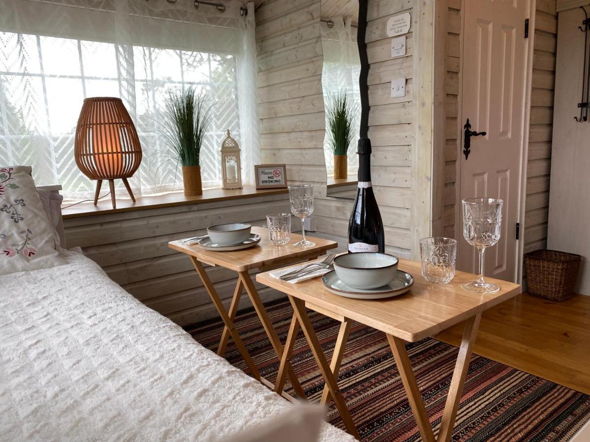Adorable Cabin In The Countryside Порт-Лиише Экстерьер фото